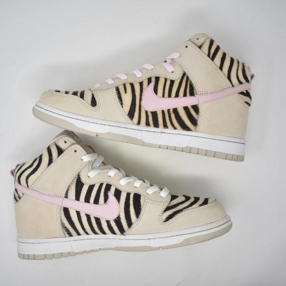 2004 Nike Dunk High “Pink Zebra” main image 4